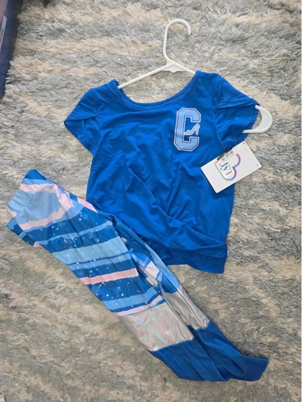 5/6 brand new cinderella legging outfit from the disney store. Item 1097